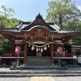 【山中諏訪神社】竜宮城のような境内と野生の鹿。山中湖畔で静かな時間を